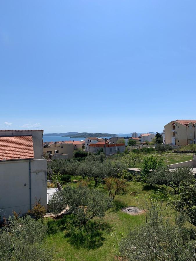 Green Hill Family Apartments Vodice Kültér fotó