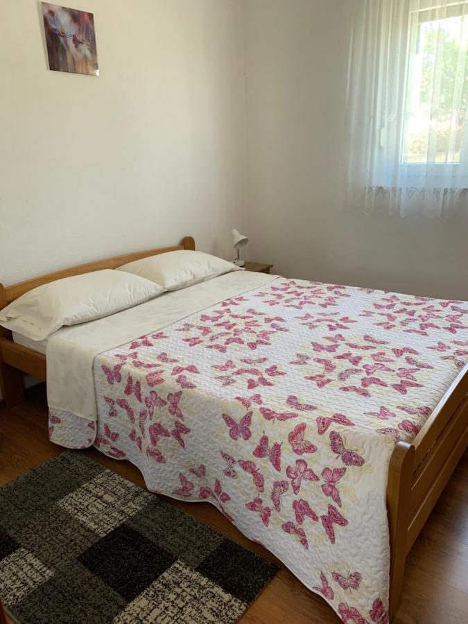 Green Hill Family Apartments Vodice Kültér fotó