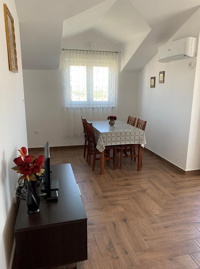 Green Hill Family Apartments Vodice Kültér fotó